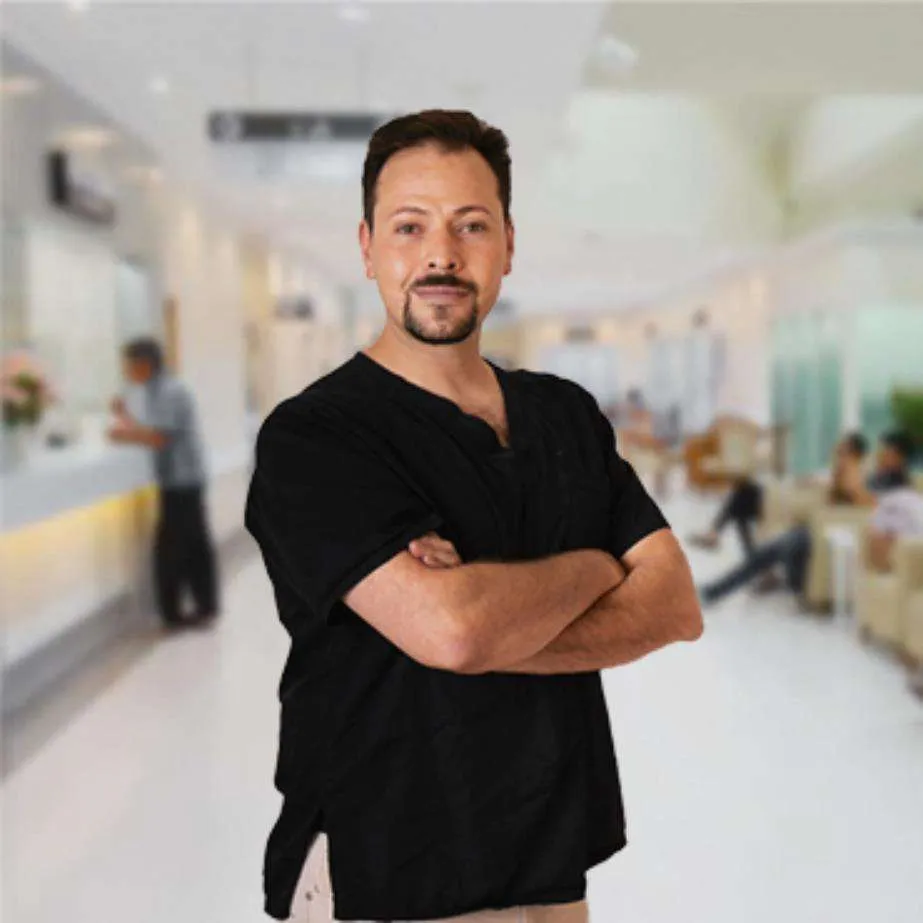 Dr Jose Tomas Hernandez Presentando Su Blog El Marketing Del Dr Jose Tomas Hernandez Sobre Marketing Digital Para Medicos En Queretaro