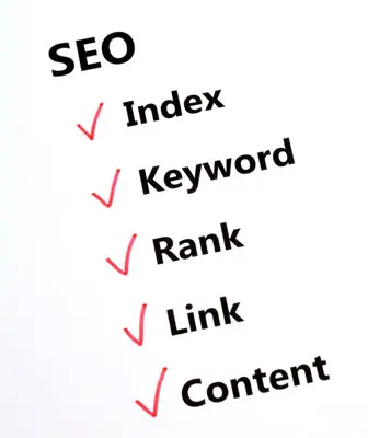 seo_sem_diferencias_checklist_posicionamiento_sidci_queretaro_336x400 Lista visual con elementos SEO como index, keyword, rank, link y content representando diferencias entre SEO y SEM en estrategia digital